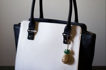 drive-swim-fly-california-pineapple-collection-nine-west-purse-black-white-sparkly-pineapple-keychain