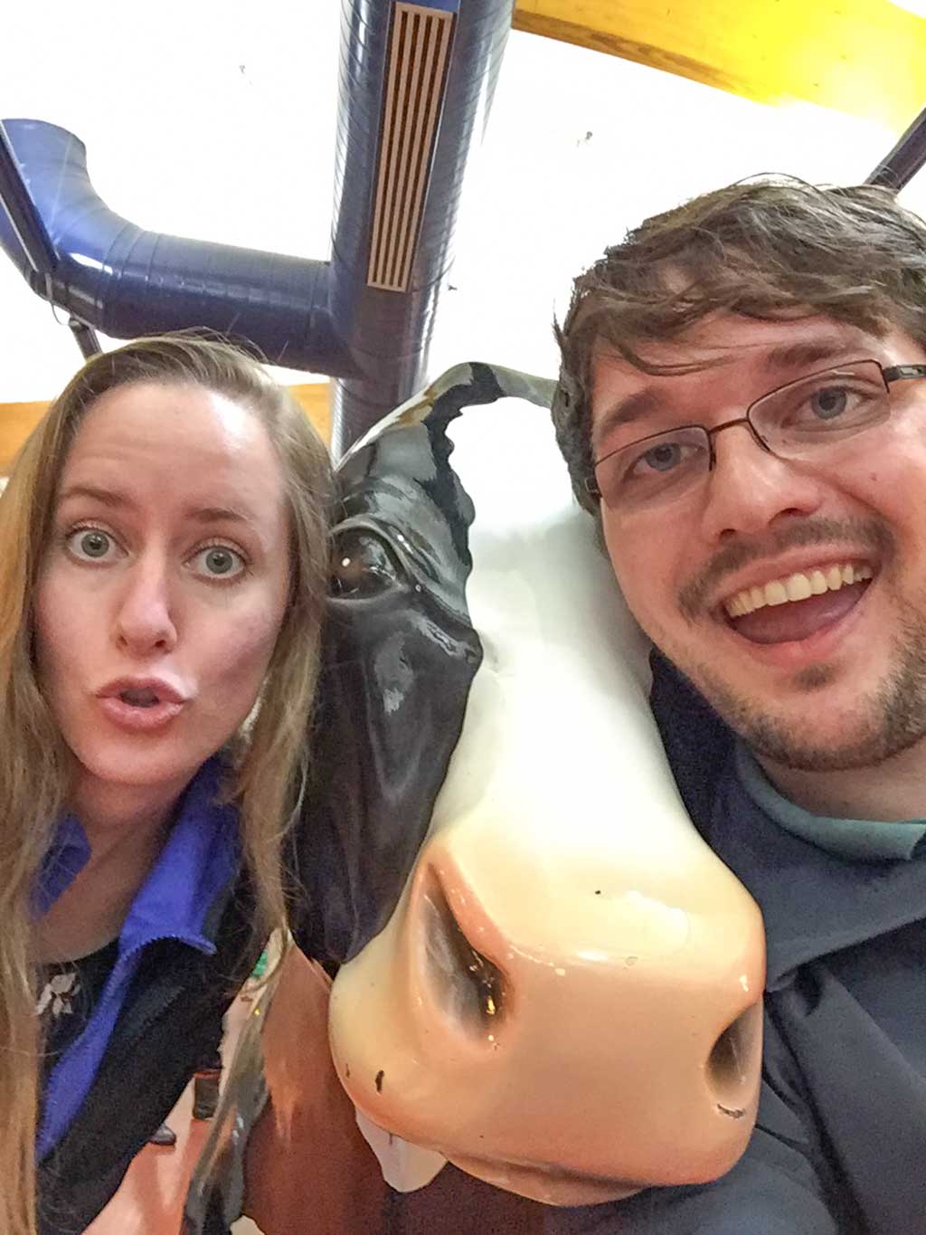 drive-swim-fly-seattle-washington-portland-oregon-vacation-2015-selfietrip-tillamook-cheese-factory