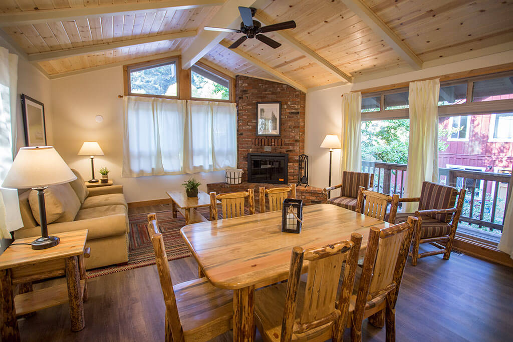 drive-swim-fly-california-mount-hermon-christian-retreat-camp-alder-cabin-living-room