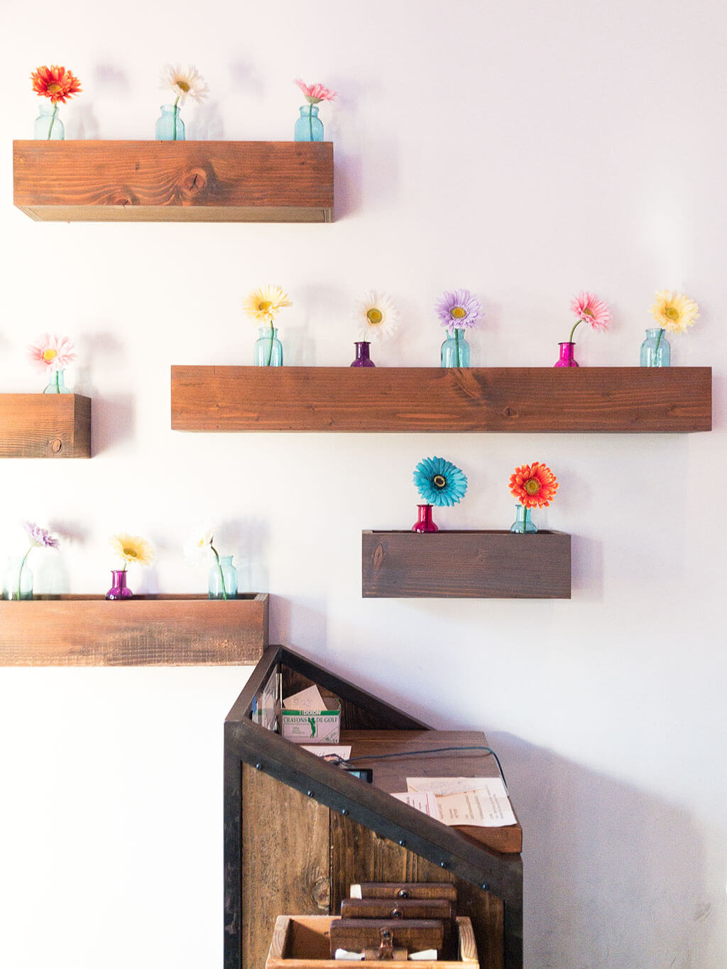 drive-swim-fly-california-prova-restaurant-downtown-morgan-hill-monterey-street-tapas-daisies-hostess-booth