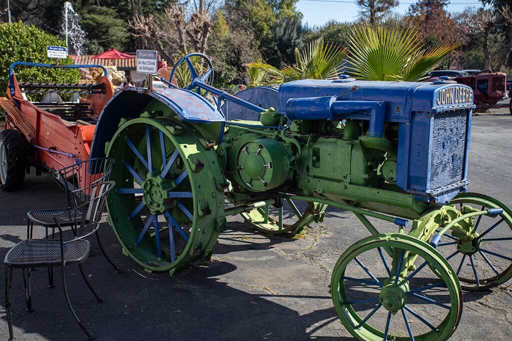 drive-swim-fly-california-casa-de-fruita-roadside-attraction-pacheco-pass-highway-pit-stop-antique-farm-tractor