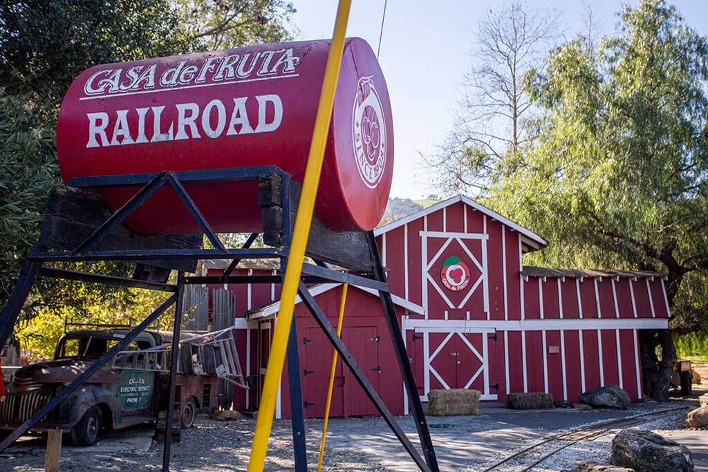 drive-swim-fly-california-casa-de-fruita-roadside-attraction-pacheco-pass-highway-pit-stop-railroad-building
