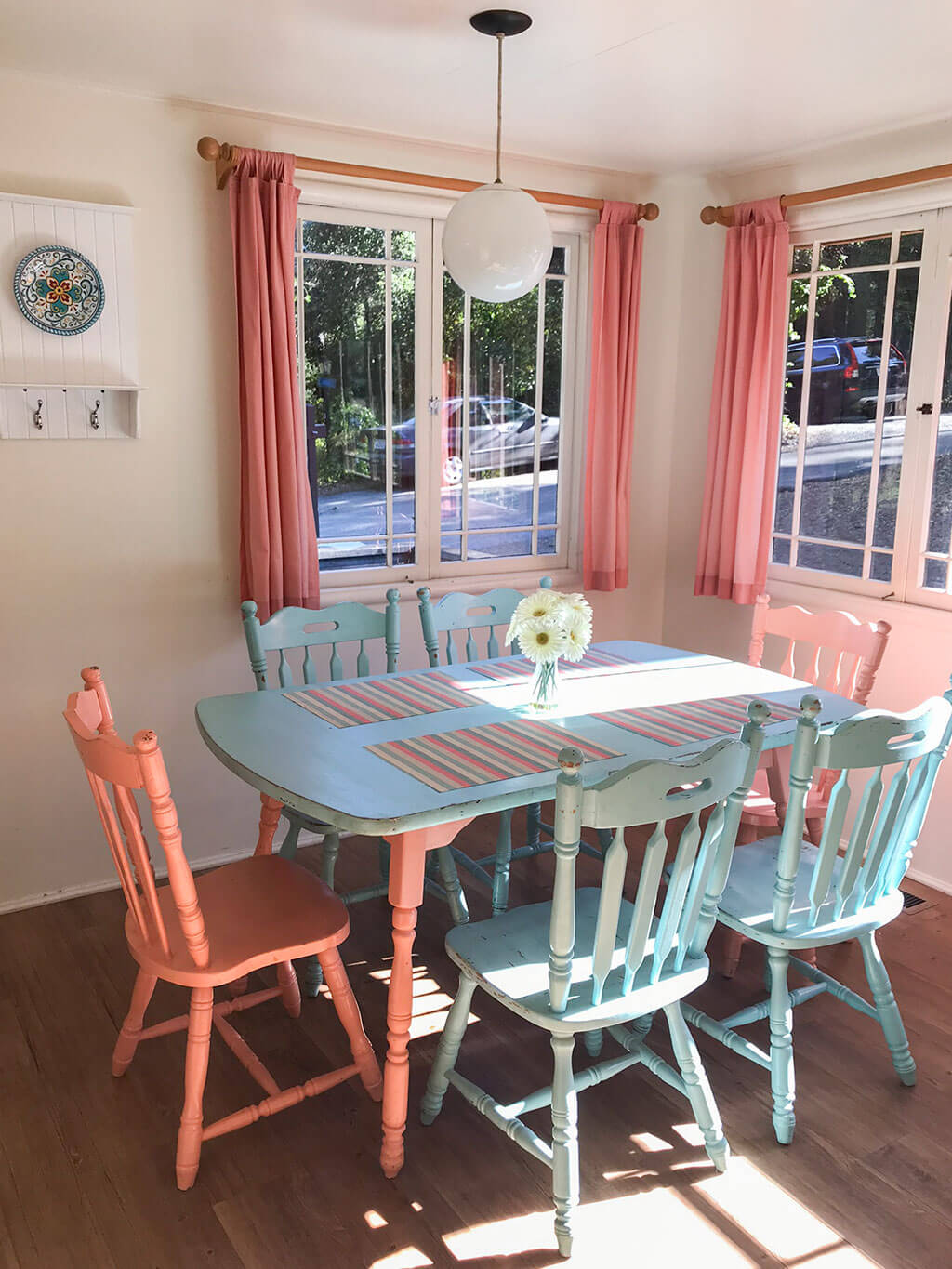 drive-swim-fly-california-mount-hermon-christian-retreat-camp-acacia-cabin-dining-table