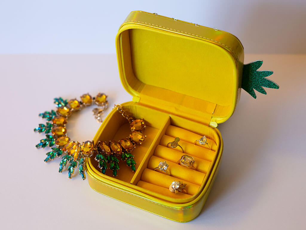 drive-swim-fly-pineapple-collection-travel-jewelry-box-inside