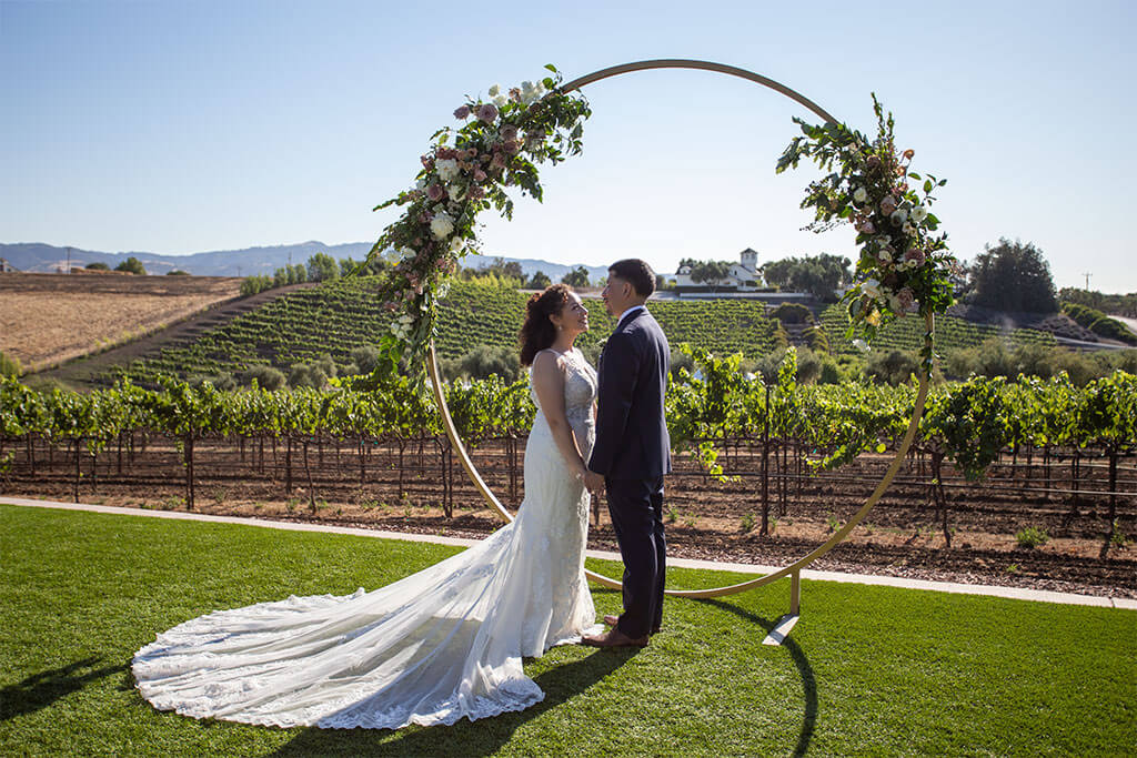 drive-swim-fly-wedding-photography-hollister-california-leal-vinyards-sandy-matthew-wedding-vineyard-hills
