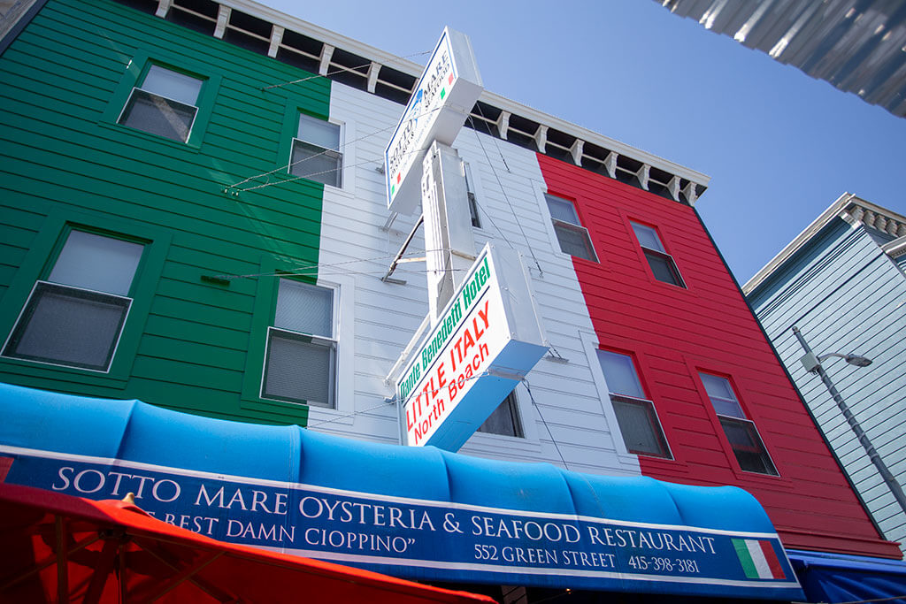 drive-swim-fly-san-francisco-avital-food-tour-north-beach-little-italy-sotto-mare-oysteria-seafood-cioppino-building-restaurant