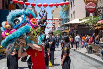 drive-swim-fly-san-francisco-california-chinatown-dragon-dancing-header