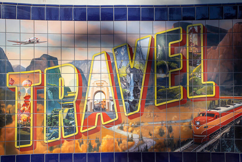 drive-swim-fly-universal-studios-hollywood-california-theme-park-travel-painting-mural-train