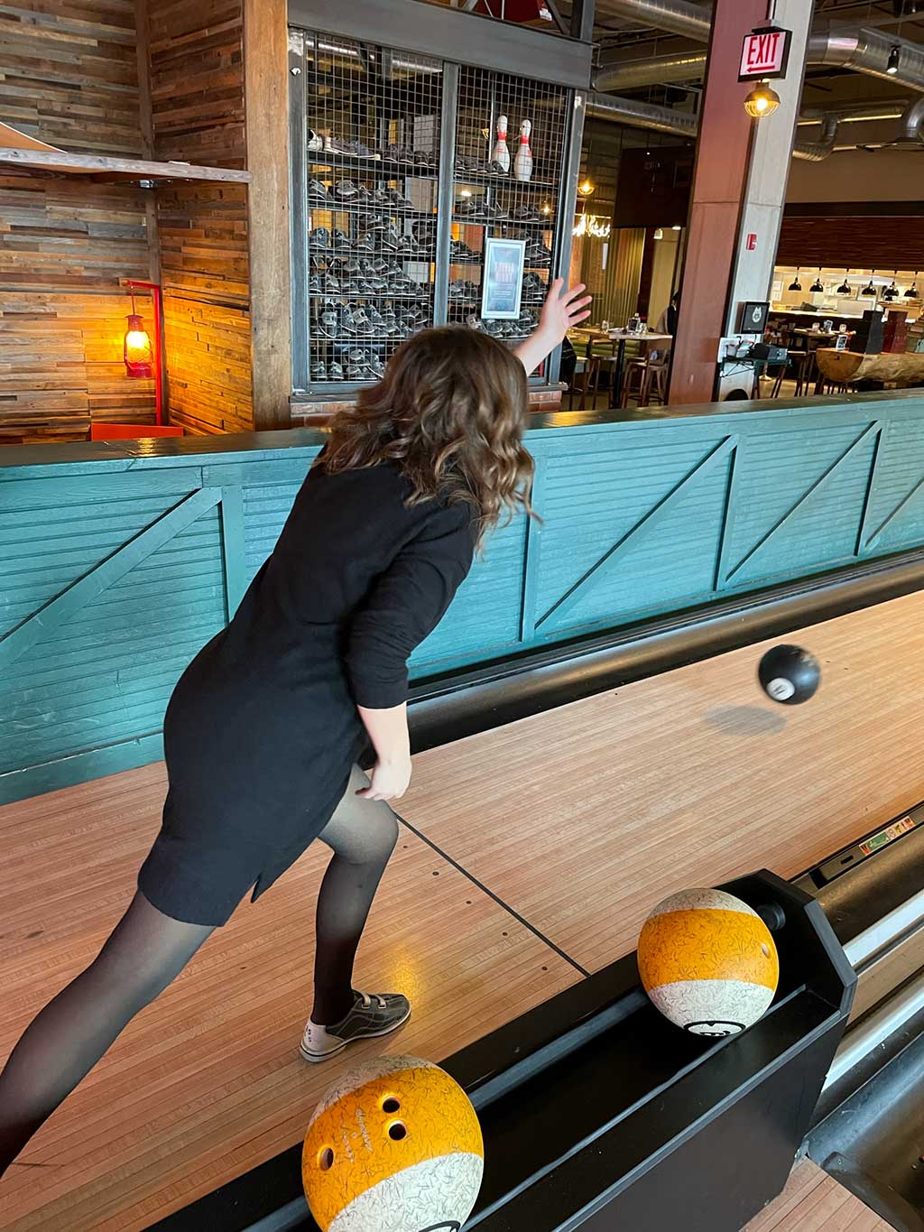 drive-swim-fly-chicago-illinois-punch-bowl-social-west-loop-arcade-bowling-games-pinball-restaurant-bar-hallie-bowling