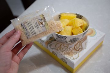 drive-swim-fly-pineapple-sugar-spice-and-tea-shop-valparaiso-pineapple-bowl