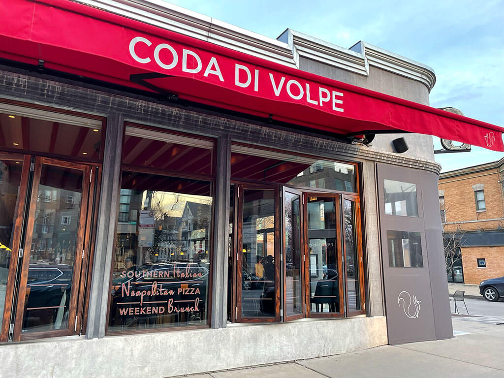 drive-swim-fly-chicago-illinois-coda-di-volpe-italian-restaurant-fox-wood-fired-pizza-pasta-outside