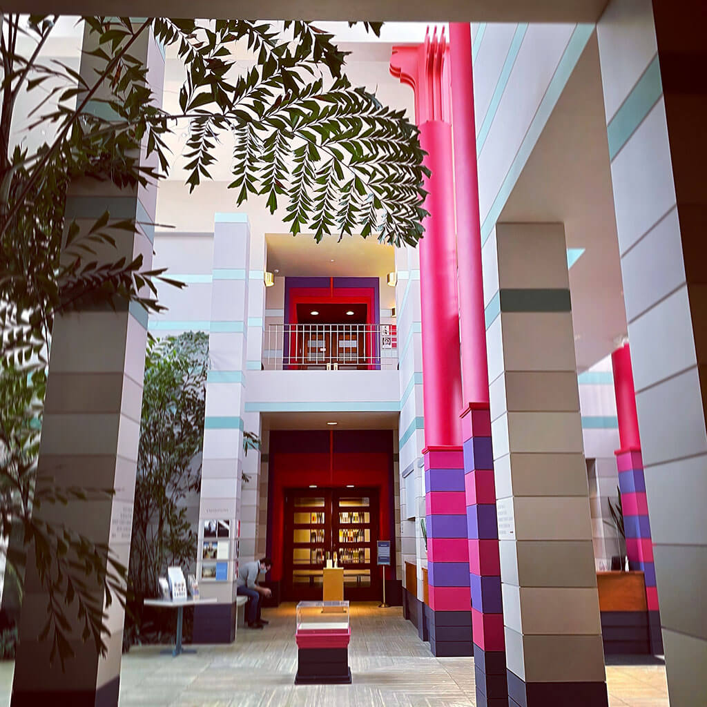 drive-swim-fly-cedar-rapids-iowa-museum-of-art-building-winter-activities-art-gallery